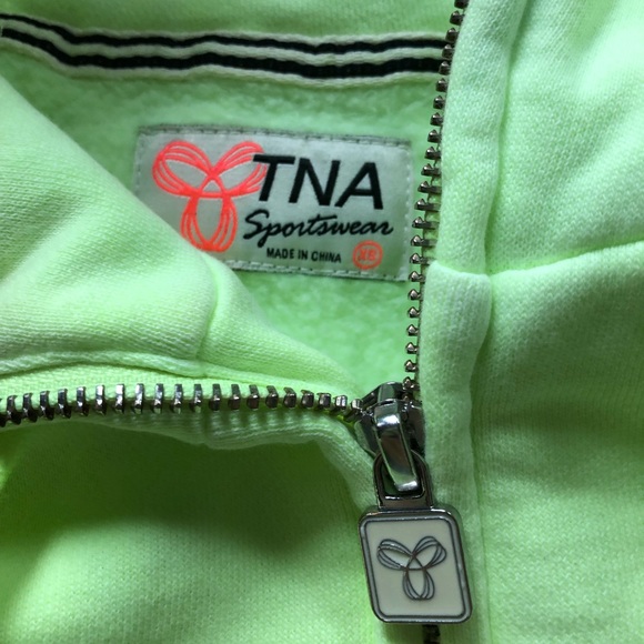 TNA zip hoody - Picture 2 of 3